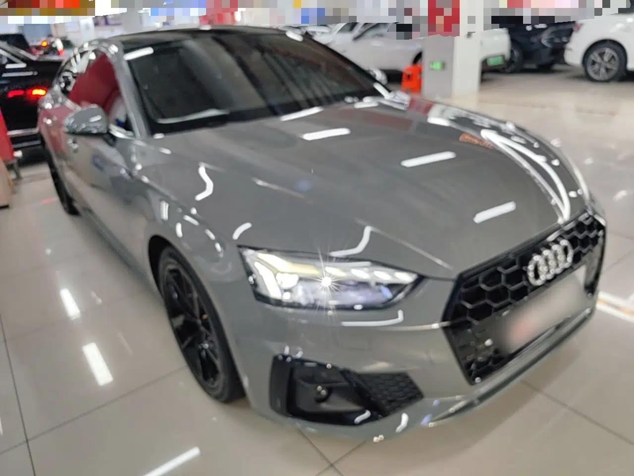 Audi A5 2022 Sportback 40 TFSI Stylish and Elegant Model — миниатюра 12