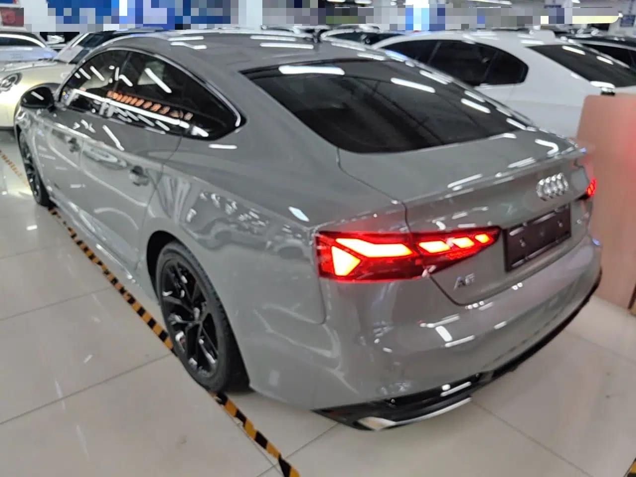 Audi A5 2022 Sportback 40 TFSI Stylish and Elegant Model — миниатюра 13