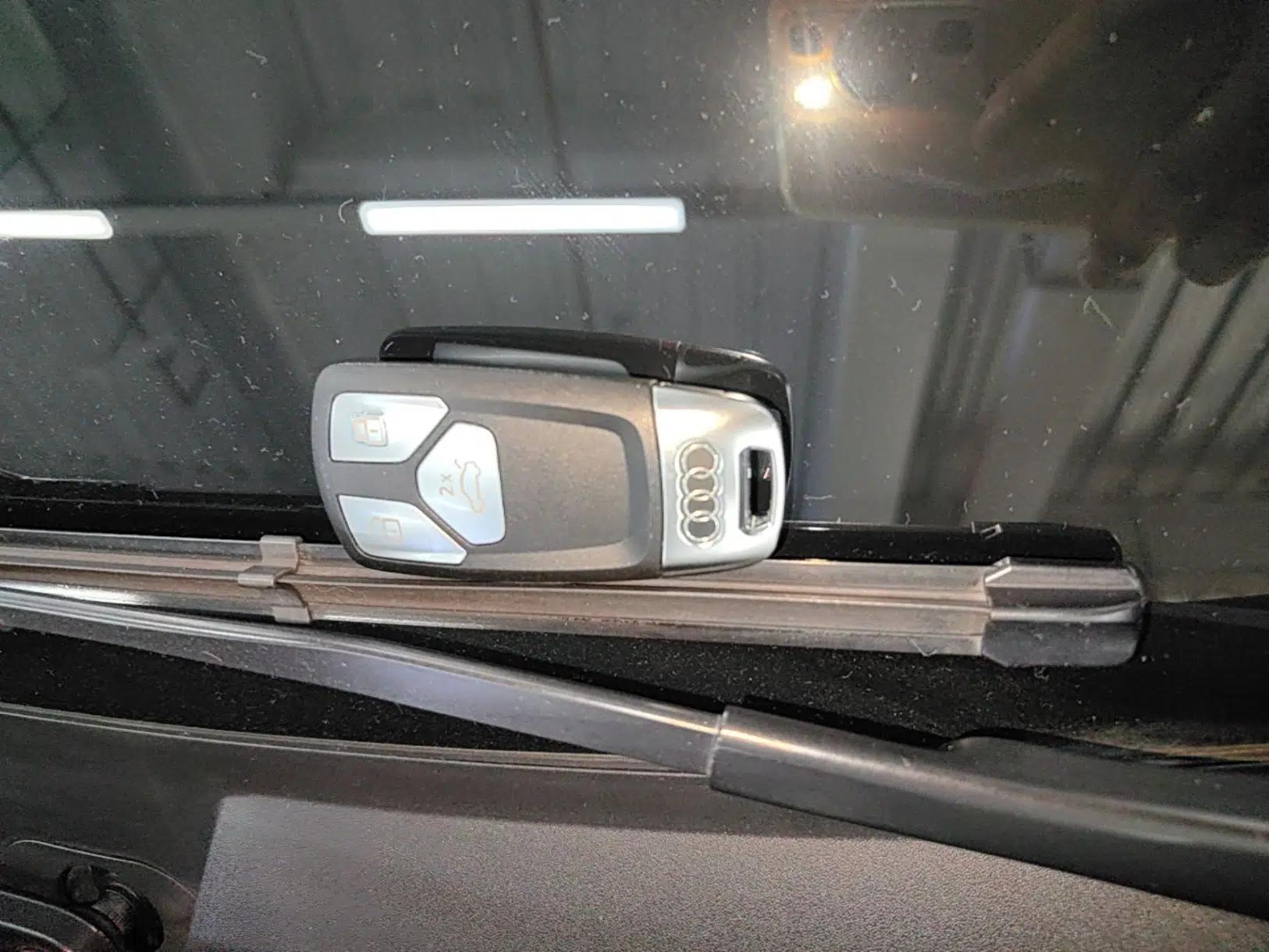 Audi A5 2022 Sportback 40 TFSI Stylish and Elegant Model — миниатюра 28