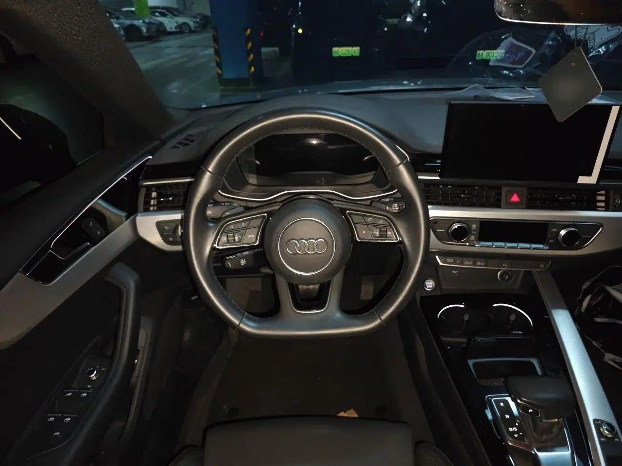 Audi A5 2022 Sportback 40 TFSI Stylish and Elegant Model — миниатюра 10