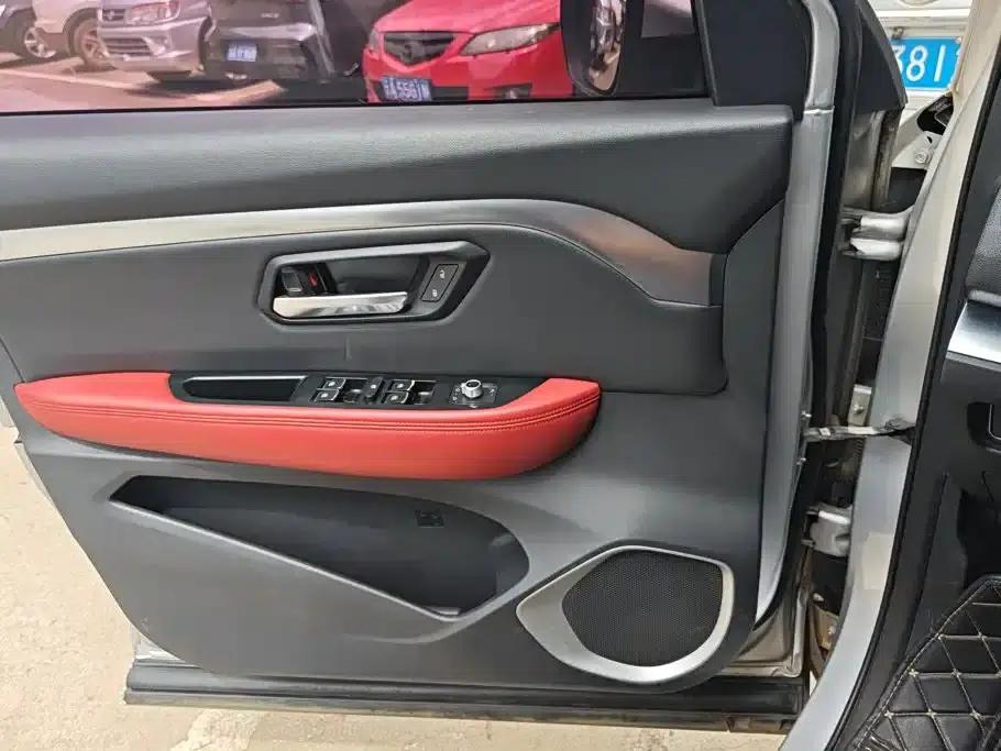 Haval H2s 2017 Red Label 1.5T Dual-Clutch Elite — миниатюра 7