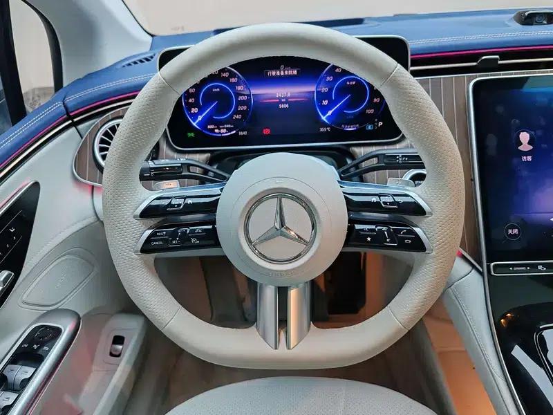 Mercedes-Benz EQE 2025 EQE 500 4MATIC Luxury Edition — миниатюра 12