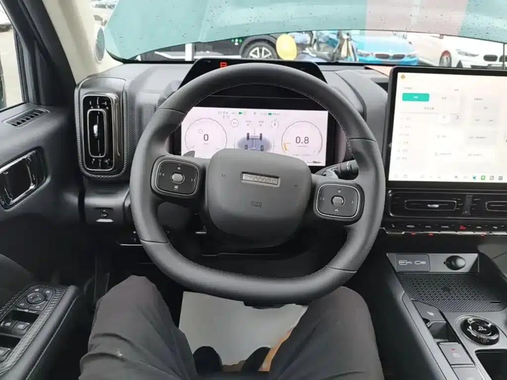 Haval Raptor 2025 Fuel-Powered 2.0T 4WD Ultra — миниатюра 11