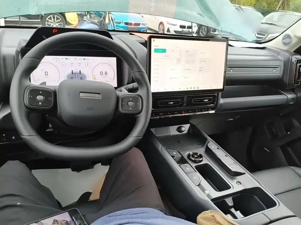 Haval Raptor 2025 Fuel-Powered 2.0T 4WD Ultra — миниатюра 10