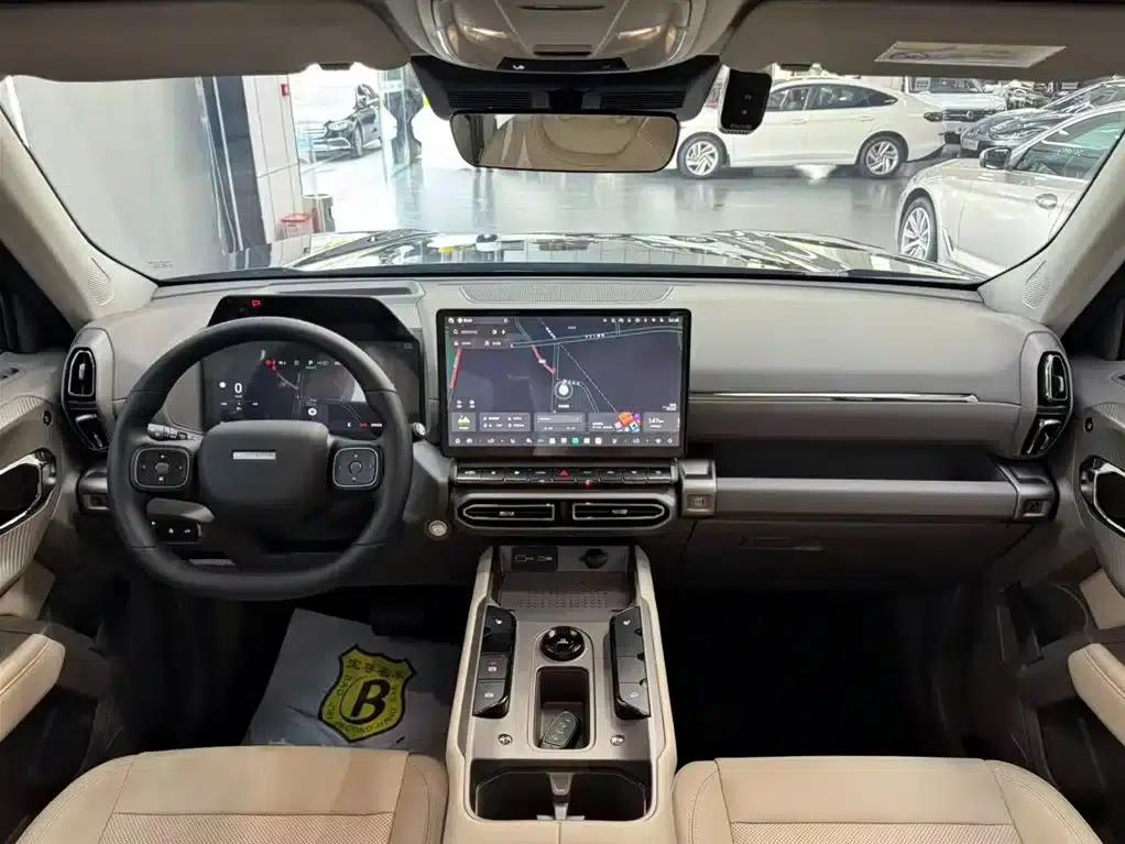 Haval Big Dog PLUS New Energy 2026 Hi4 105km Trendy Electric Edition — миниатюра 9