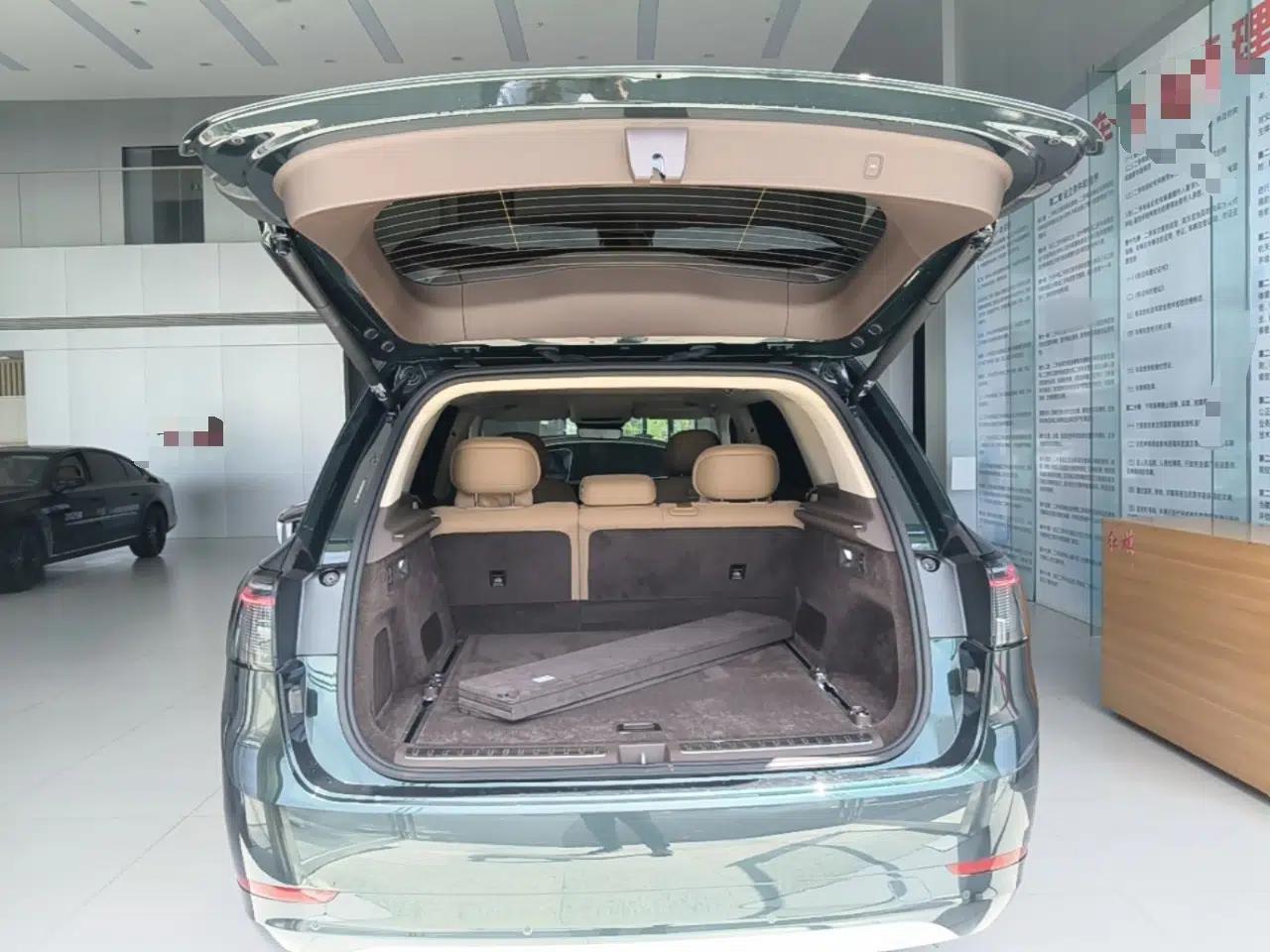 Hima AITO M9 2025 Extended-Range Ultra Version 52 kWh 5-Seater Edition — миниатюра 27