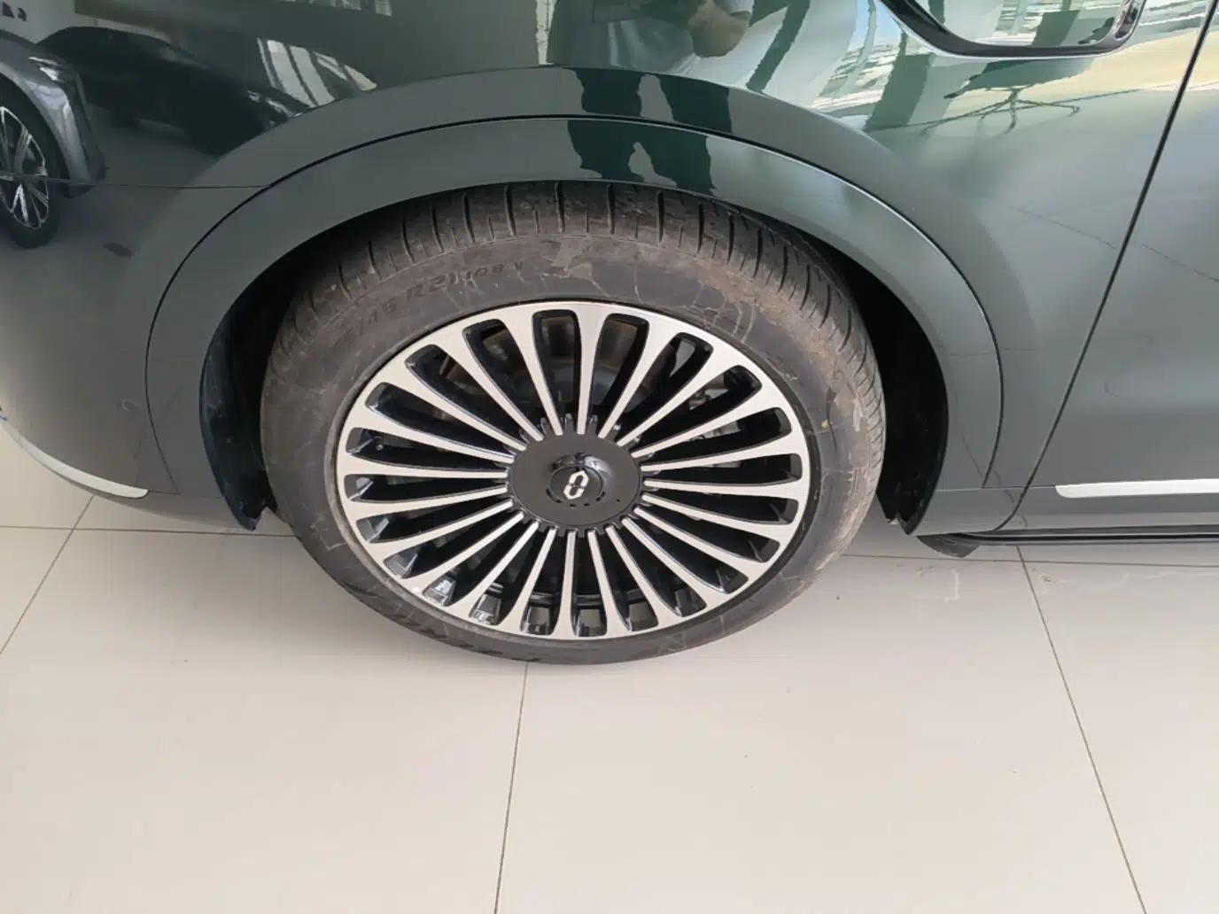Hima AITO M9 2025 Extended-Range Ultra Version 52 kWh 5-Seater Edition — миниатюра 10