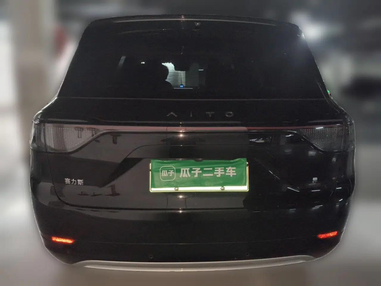 Hima AITO M9 2024 Range-Extended Ultra Version 52 kWh 5-Seater Model — миниатюра 5