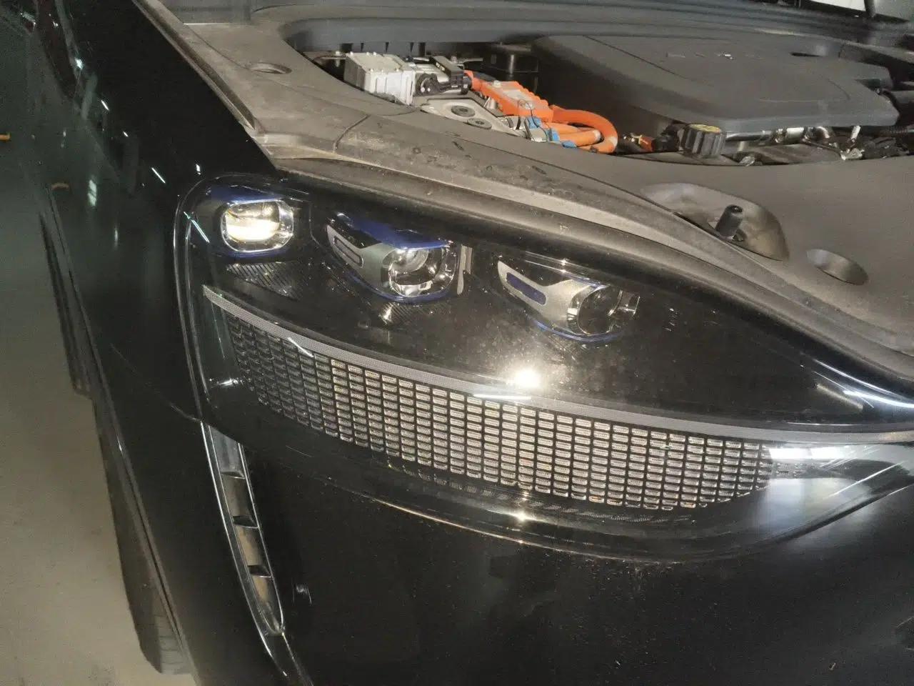 Hima AITO M9 2024 Range-Extended Ultra Version 52 kWh 5-Seater Model — миниатюра 7