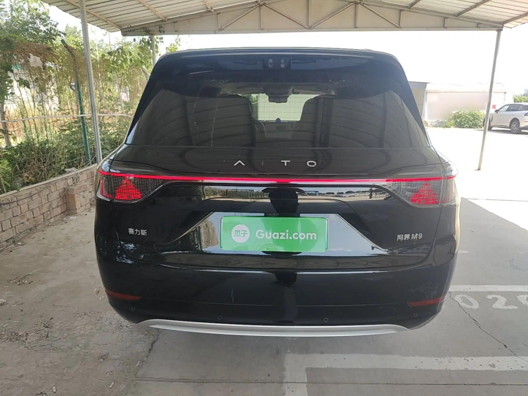 Hima AITO M9 2025 Extended-Range Ultra Version 52 kWh 6-Seater — миниатюра 5
