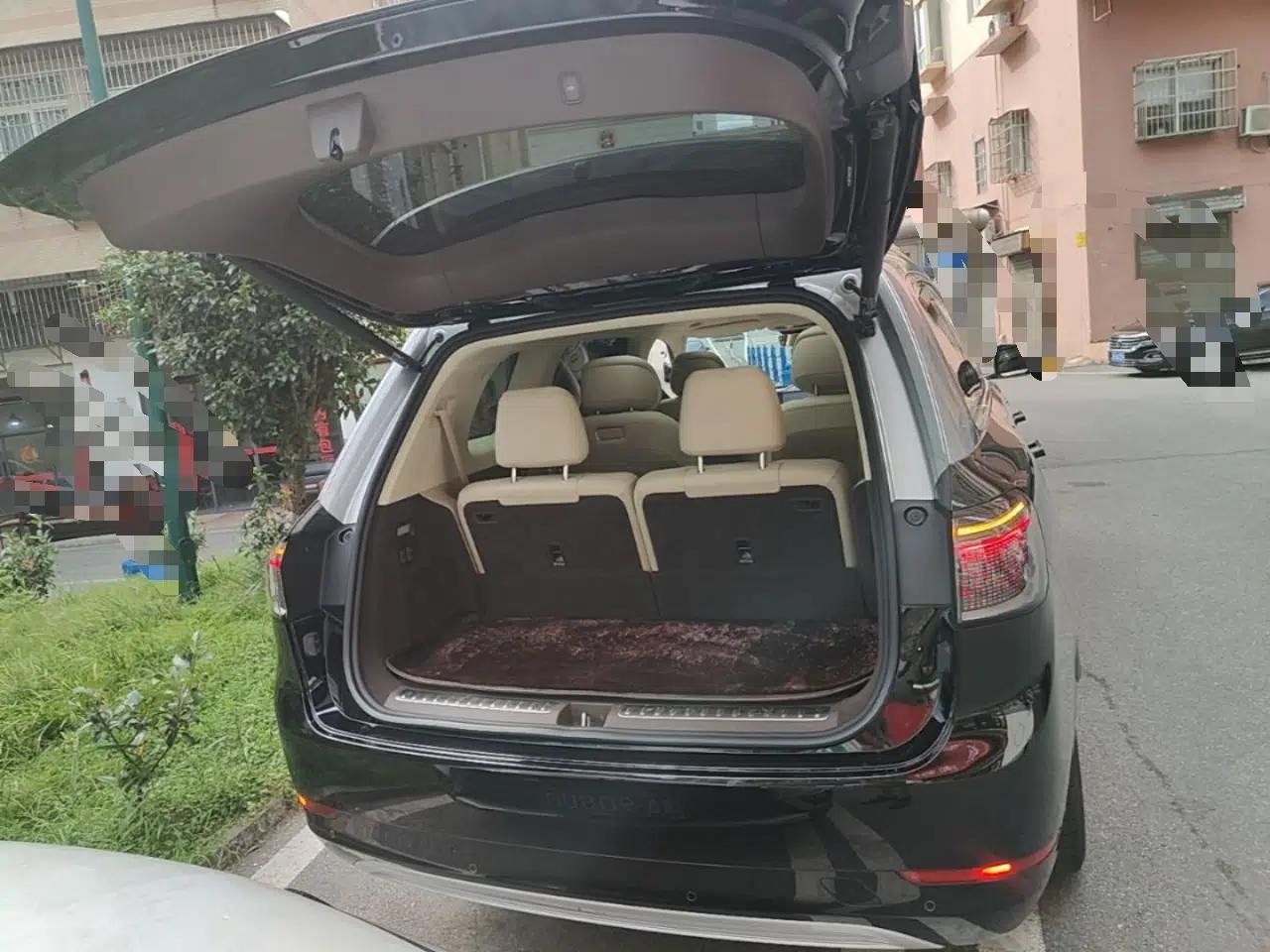 Hima AITO M9 2024 Range-Extended Max Edition 42 kWh 6-Seater Version — миниатюра 22