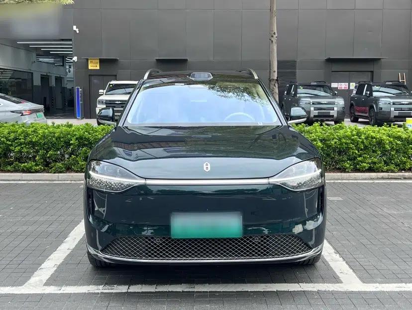 Hima AITO M9 2025 Pure Electric Ultra Version 100 kWh 6-Seater Model — миниатюра 13