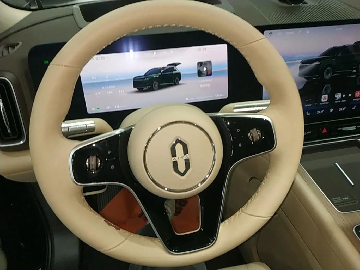 Hima AITO M9 2025 Pure Electric Ultra Version 100 kWh 6-Seater Model — миниатюра 21