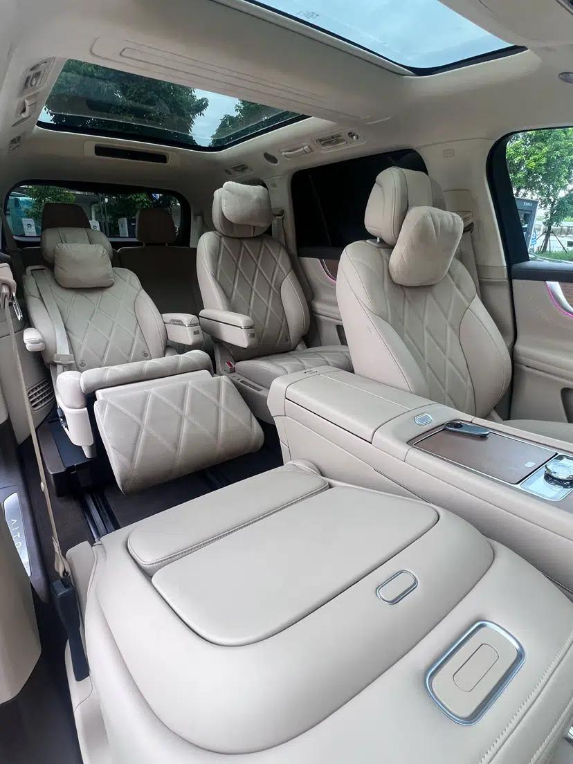 Hima AITO M9 2025 Pure Electric Ultra Version 100 kWh 6-Seater Model — миниатюра 31