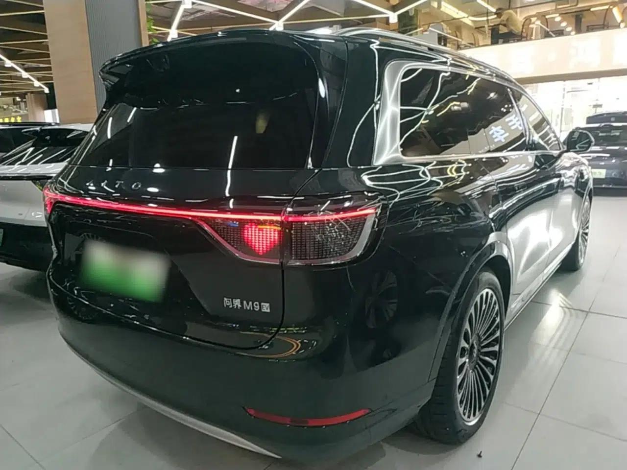 Hima AITO M9 2025 Pure Electric Ultra Version 100 kWh 6-Seater Model — миниатюра 6
