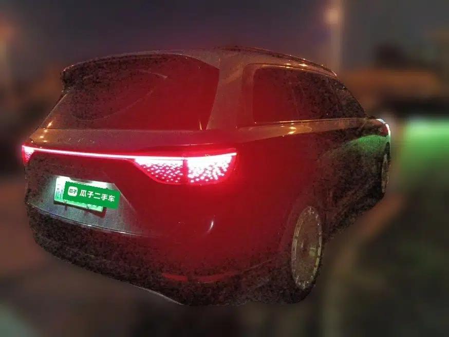 Hima AITO M9 2024 All-Electric Ultra Version 100 kWh 6-Seater Model — миниатюра 6