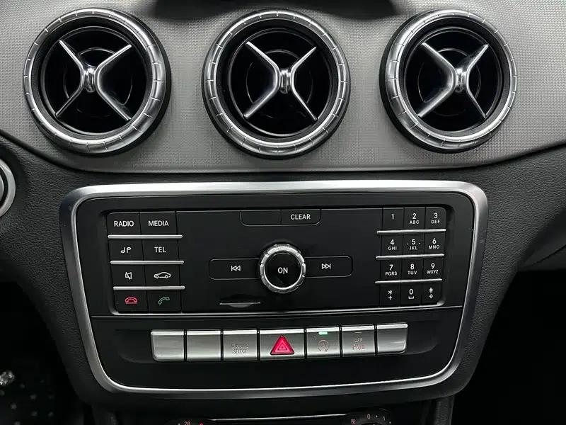 Mercedes-Benz CLA (Imported) 2018 CLA 200 Dynamic — миниатюра 20