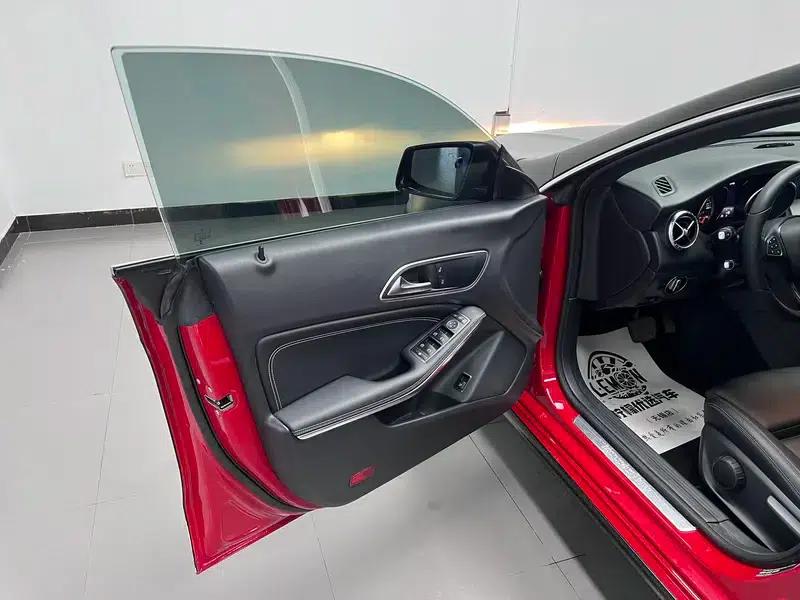 Mercedes-Benz CLA (Imported) 2018 CLA 200 Dynamic — миниатюра 33