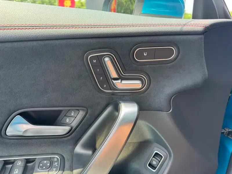 Mercedes-Benz CLA (Imported) 2024 CLA 200 Four-Door Coupe — миниатюра 8