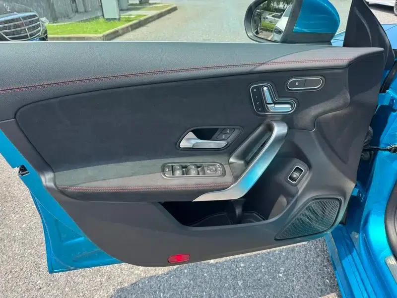Mercedes-Benz CLA (Imported) 2024 CLA 200 Four-Door Coupe — миниатюра 10