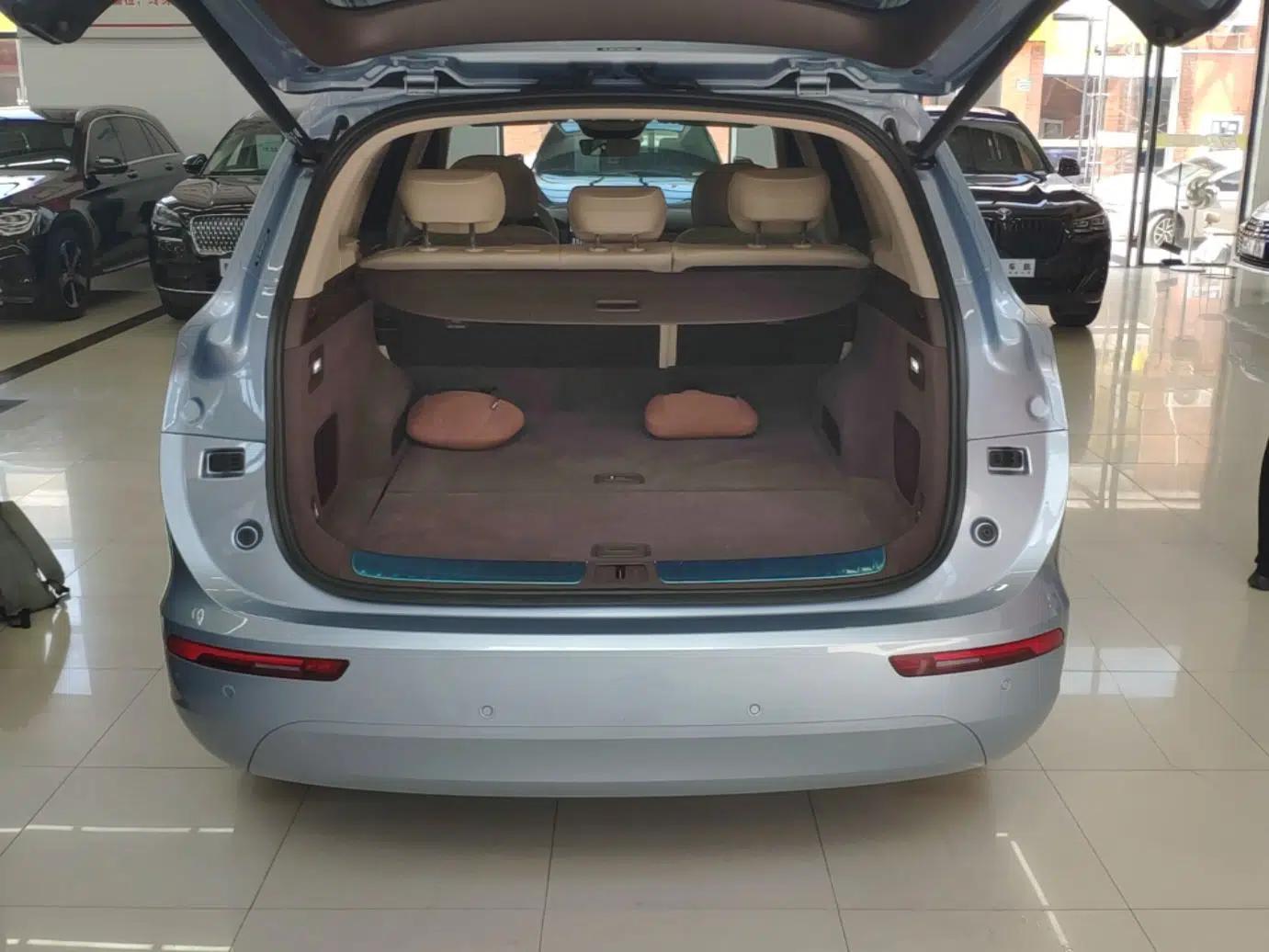 Hima AITO M7 2024 1.5T Intelligent Driving 4WD Max Edition 5 Seats — миниатюра 22
