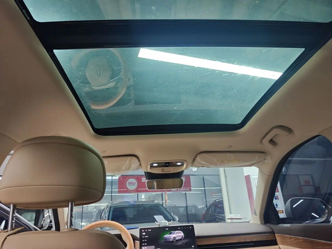 Hima AITO M7 2024 1.5T Rear-Drive Plus Version 5 Seats — миниатюра 21