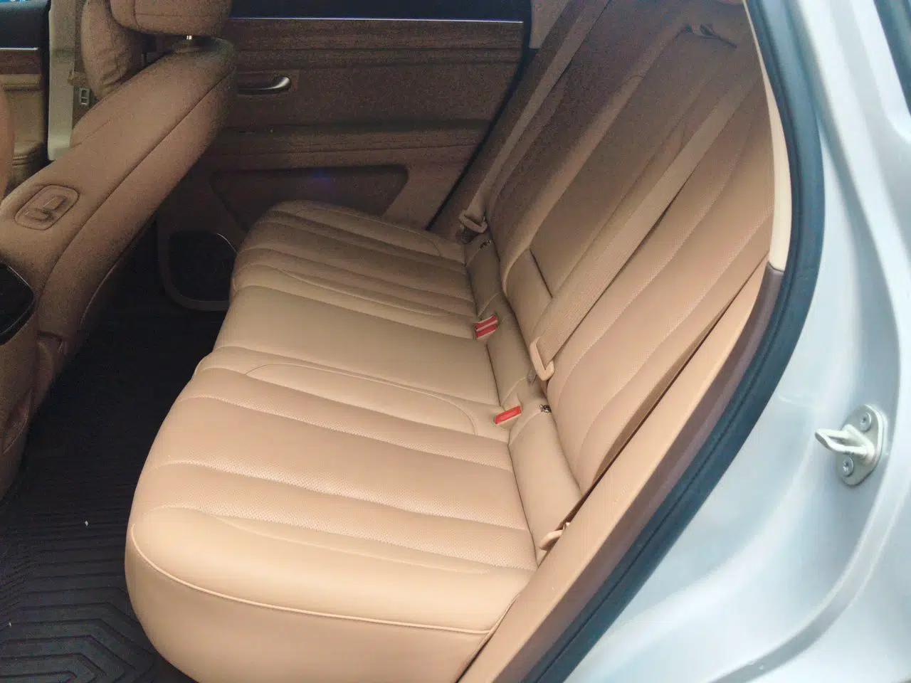 Hima AITO M7 2024 1.5T Intelligent Driving Rear-Drive Max Edition 5 Seats — миниатюра 17