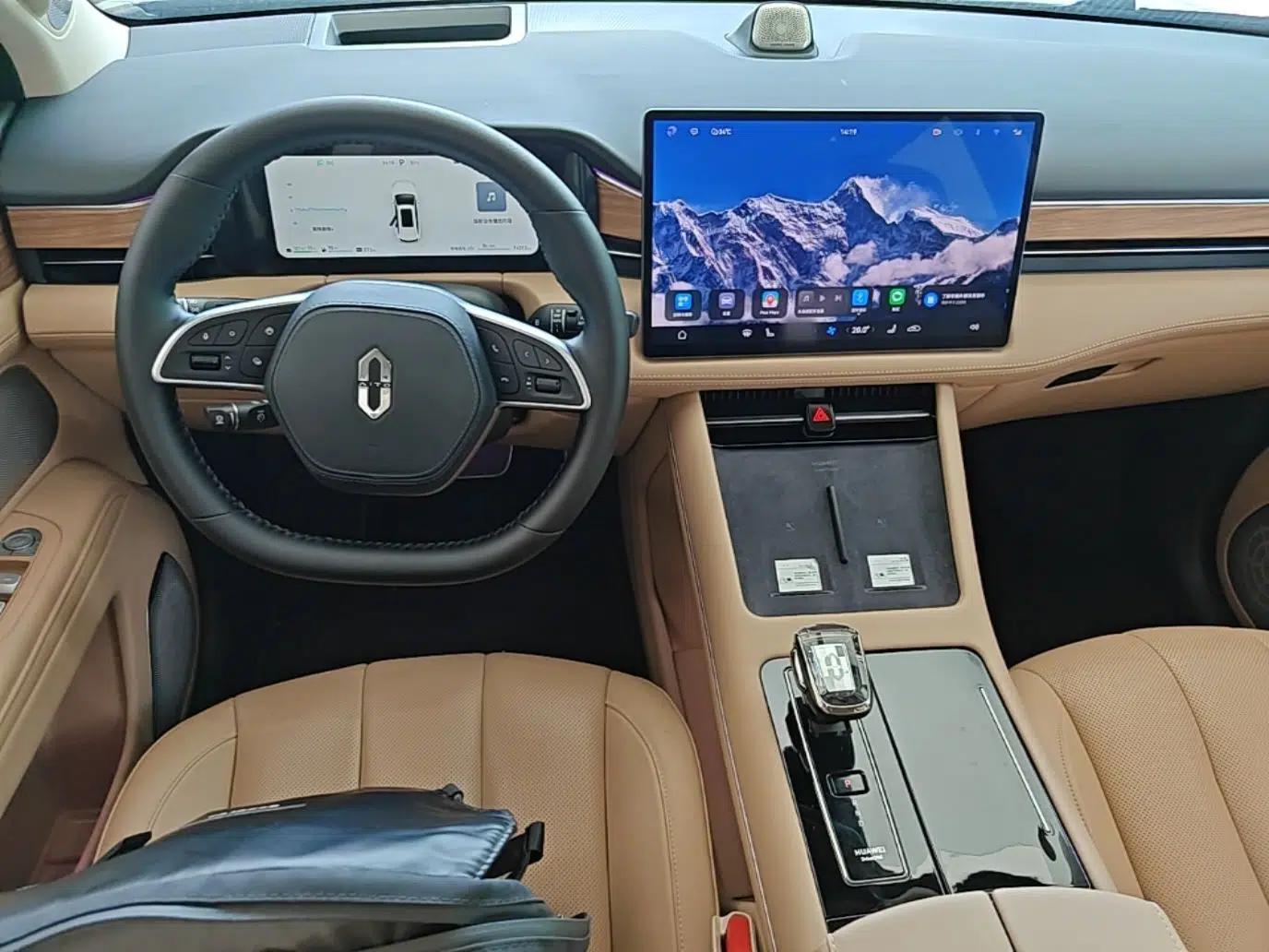 Hima AITO M7 2022 1.5T Four-Wheel Drive Luxury Edition — миниатюра 12