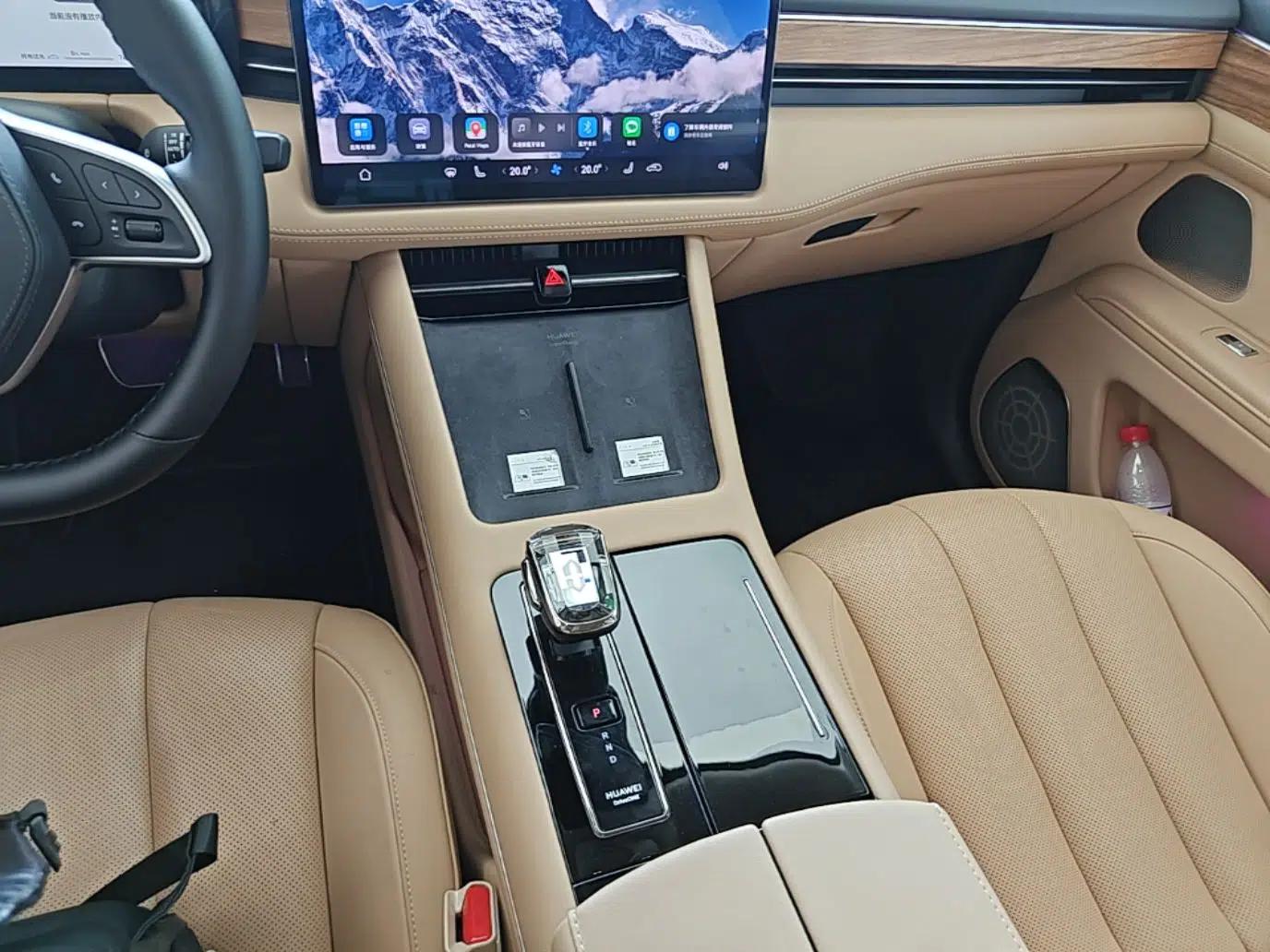 Hima AITO M7 2022 1.5T Four-Wheel Drive Luxury Edition — миниатюра 16