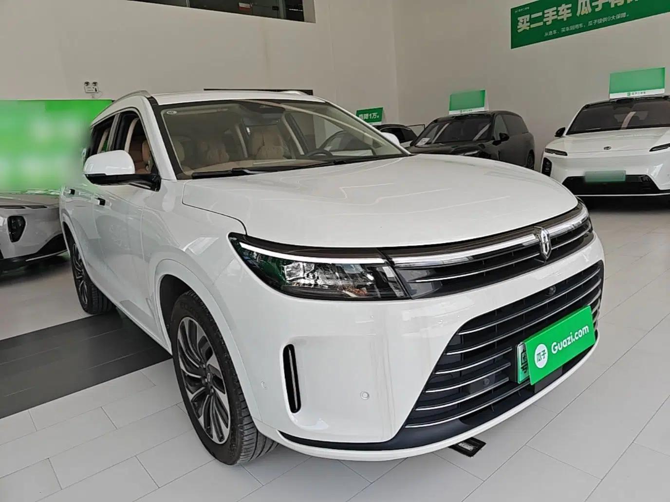 Hima AITO M7 2022 1.5T Four-Wheel Drive Luxury Edition — миниатюра 3