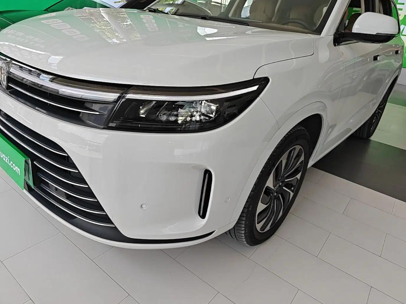 Hima AITO M7 2022 1.5T Four-Wheel Drive Luxury Edition — миниатюра 8