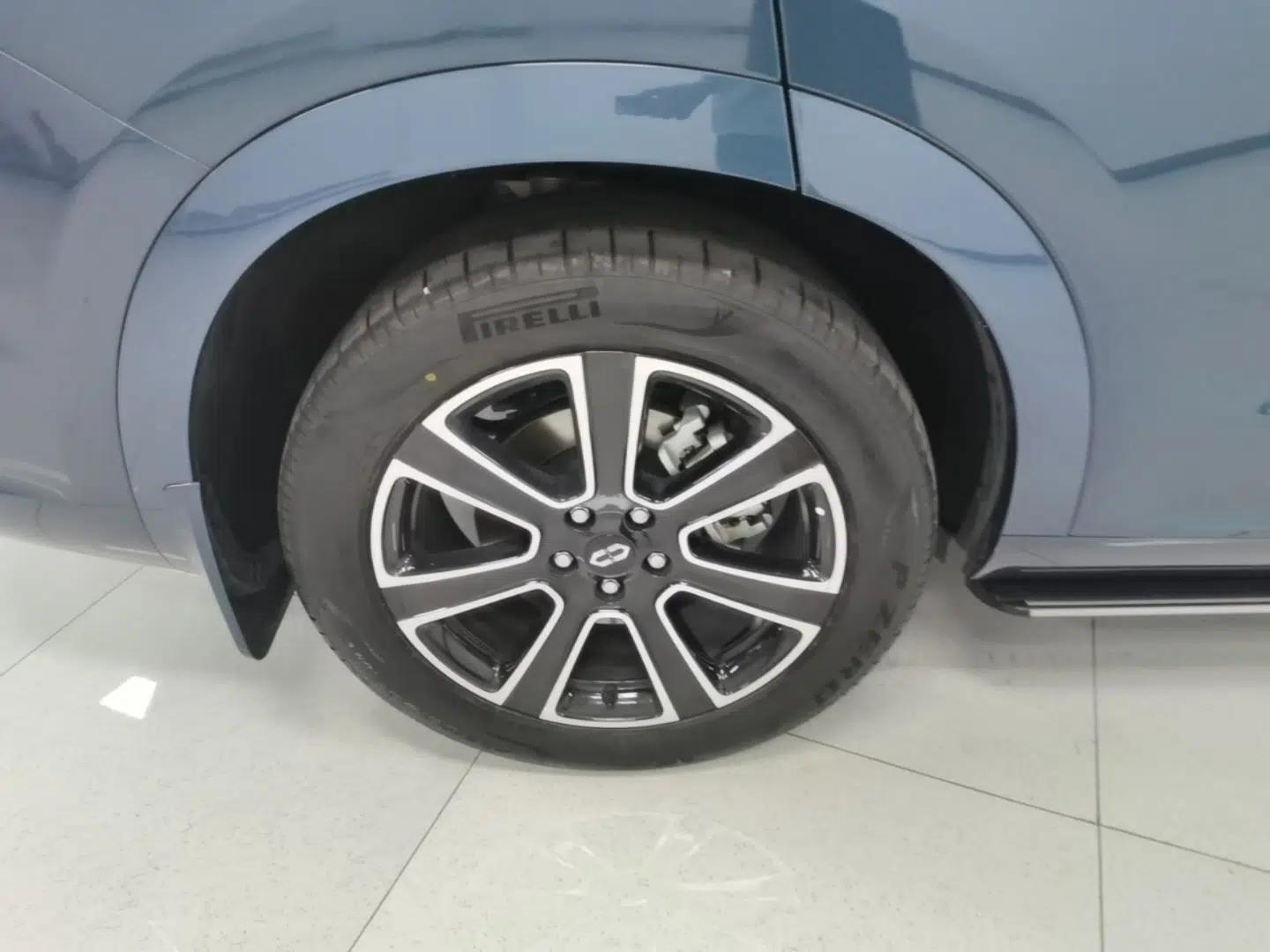Hima AITO M7 2024 1.5T Intelligent Driving Rear-Drive Ultra Version 6 Seats — миниатюра 16