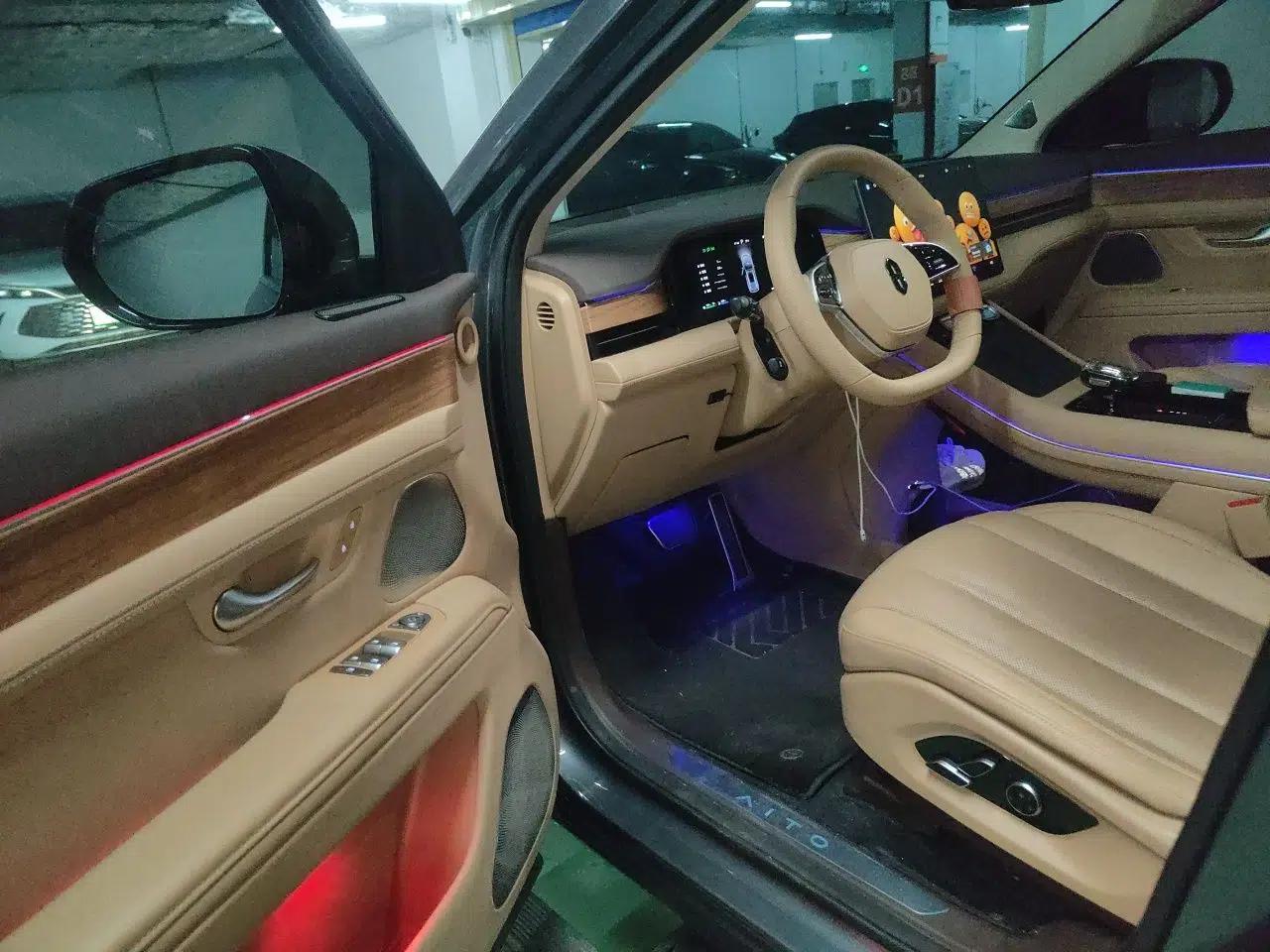 Hima AITO M7 2024 1.5T Intelligent Driving Rear-Drive Max Edition 5 Seats — миниатюра 16