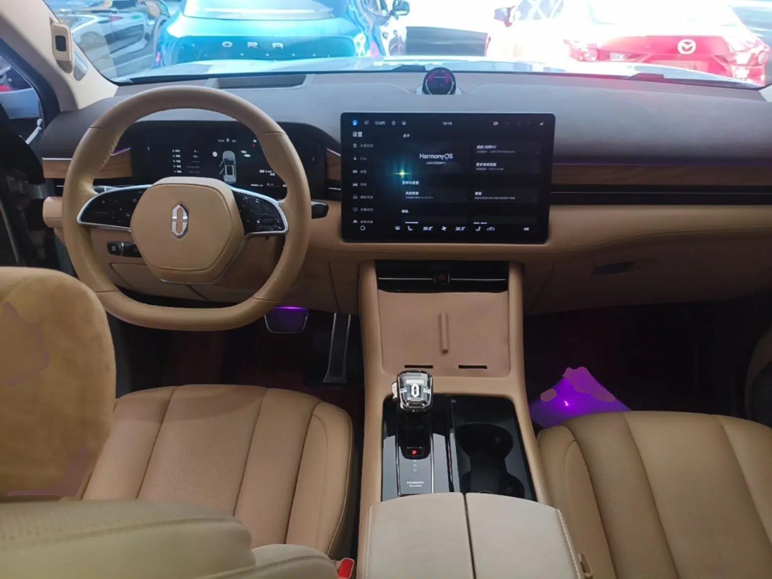 Hima AITO M7 2024 1.5T Intelligent Driving 4WD Ultra Version 6 Seats — миниатюра 12
