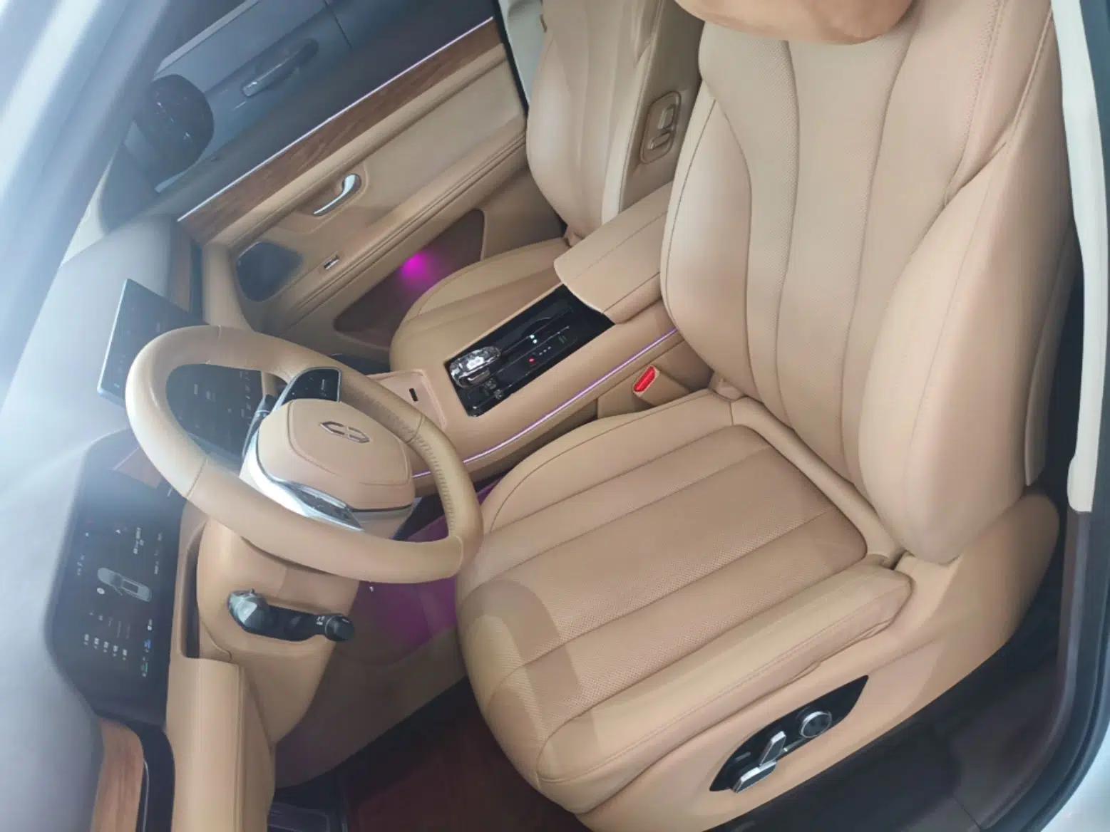 Hima AITO M7 2024 1.5T Intelligent Driving 4WD Ultra Version 6 Seats — миниатюра 17