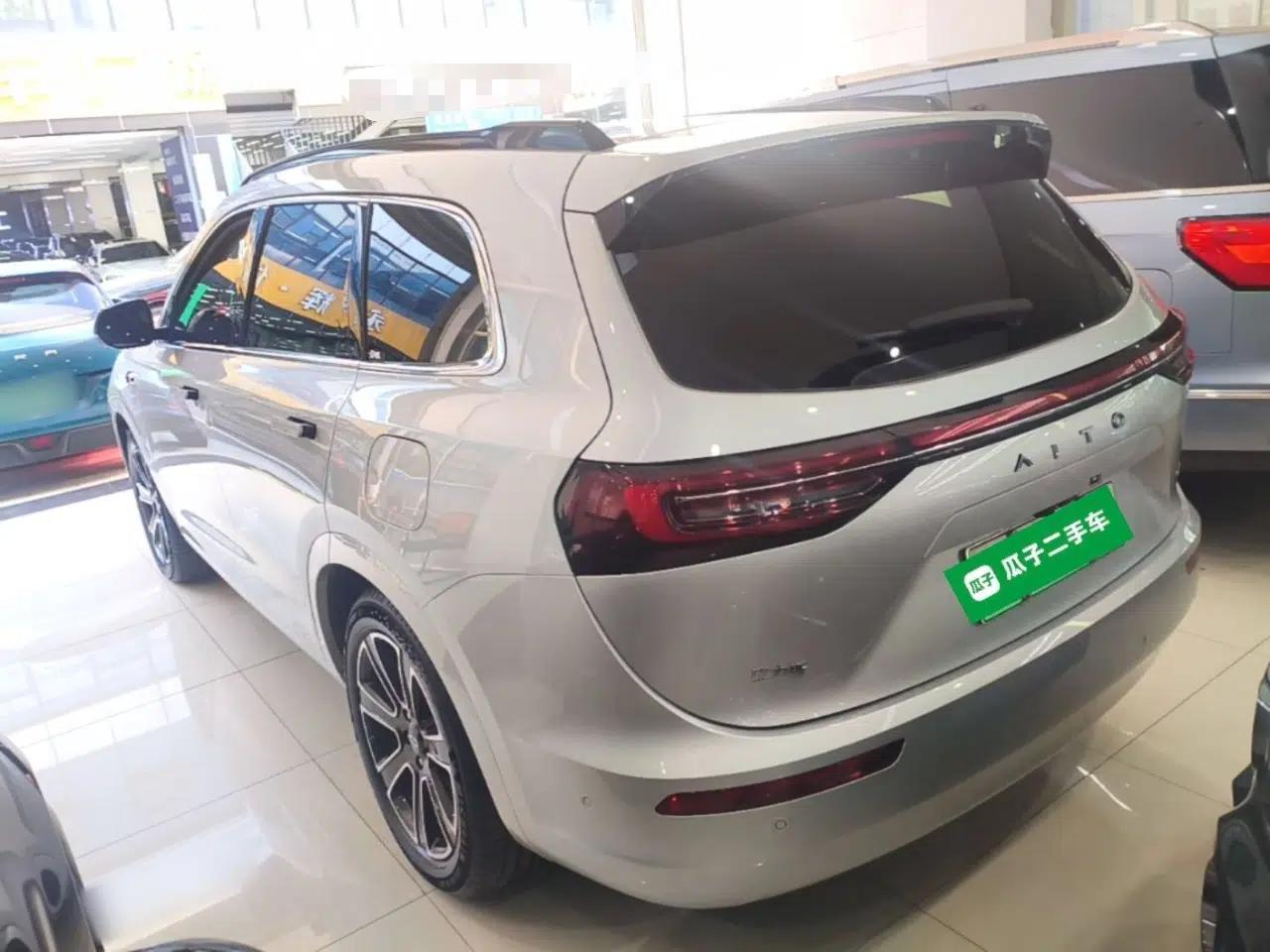 Hima AITO M7 2024 1.5T Intelligent Driving 4WD Ultra Version 6 Seats — миниатюра 4