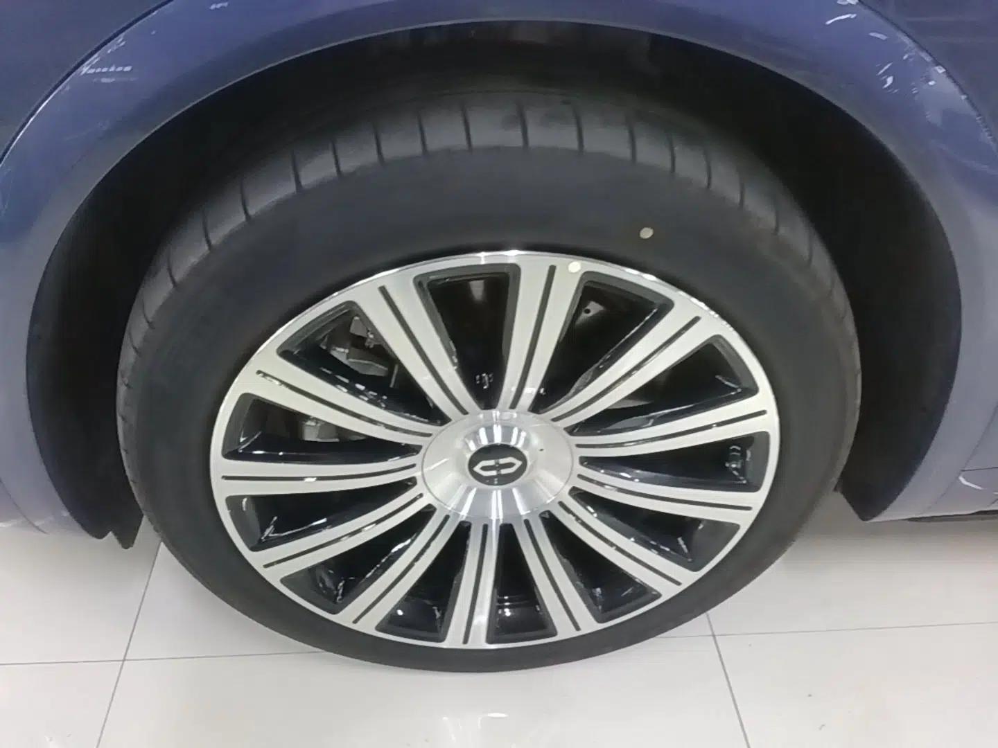 Hima AITO M7 2026 Model Range-Extending Ultra All-Wheel Drive 5-Seater Version — миниатюра 10