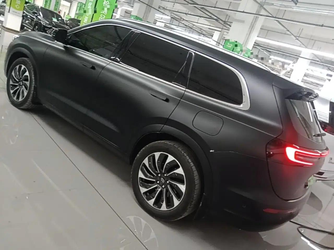 Hima AITO M7 2024 1.5T Rear-Drive Plus Version 5 Seats — миниатюра 4