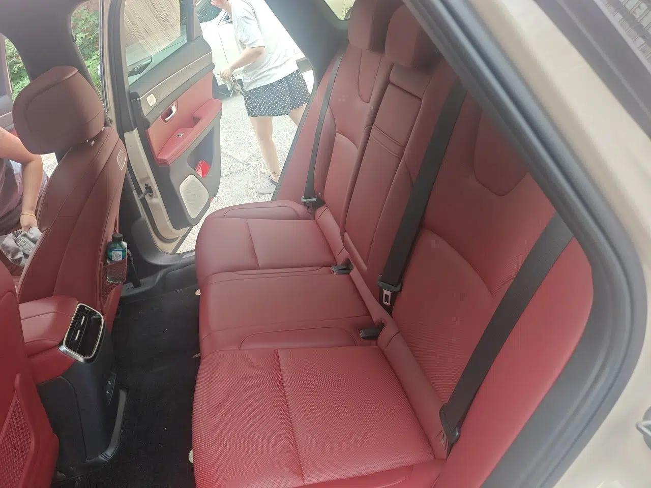 Hima AITO M5 2023 All-Electric Rear-Drive Standard Edition — миниатюра 17