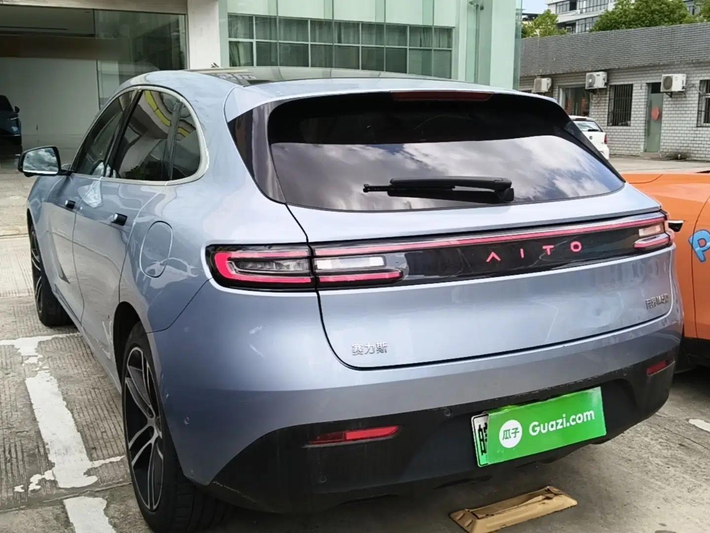 Hima AITO M5 2023 All-Electric Rear-Drive Standard Edition — миниатюра 4