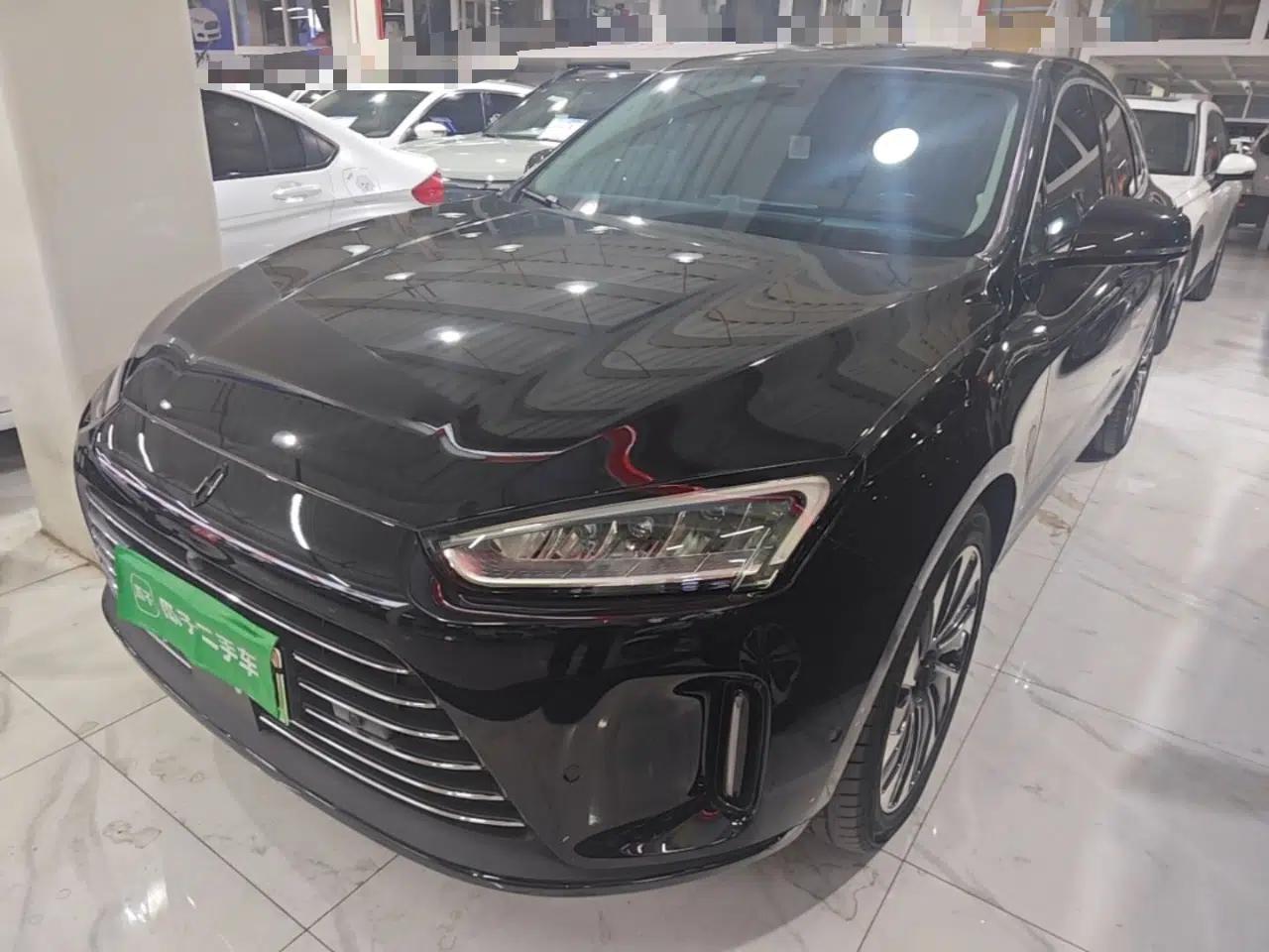 Hima AITO M5 2022 Extended-Range Four-Wheel Drive Performance Version — миниатюра 1
