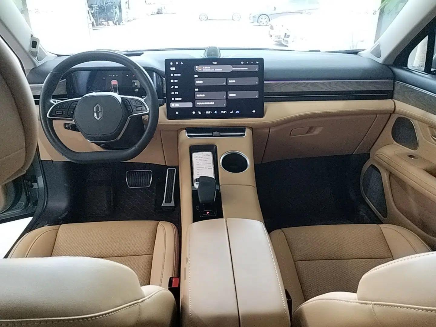 Hima AITO M5 2022 Extended-Range Four-Wheel Drive Ultimate Edition — миниатюра 12