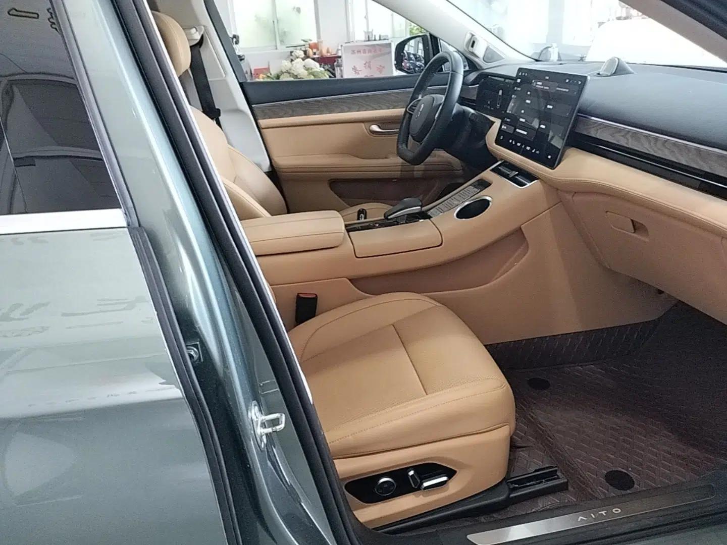 Hima AITO M5 2022 Extended-Range Four-Wheel Drive Ultimate Edition — миниатюра 19