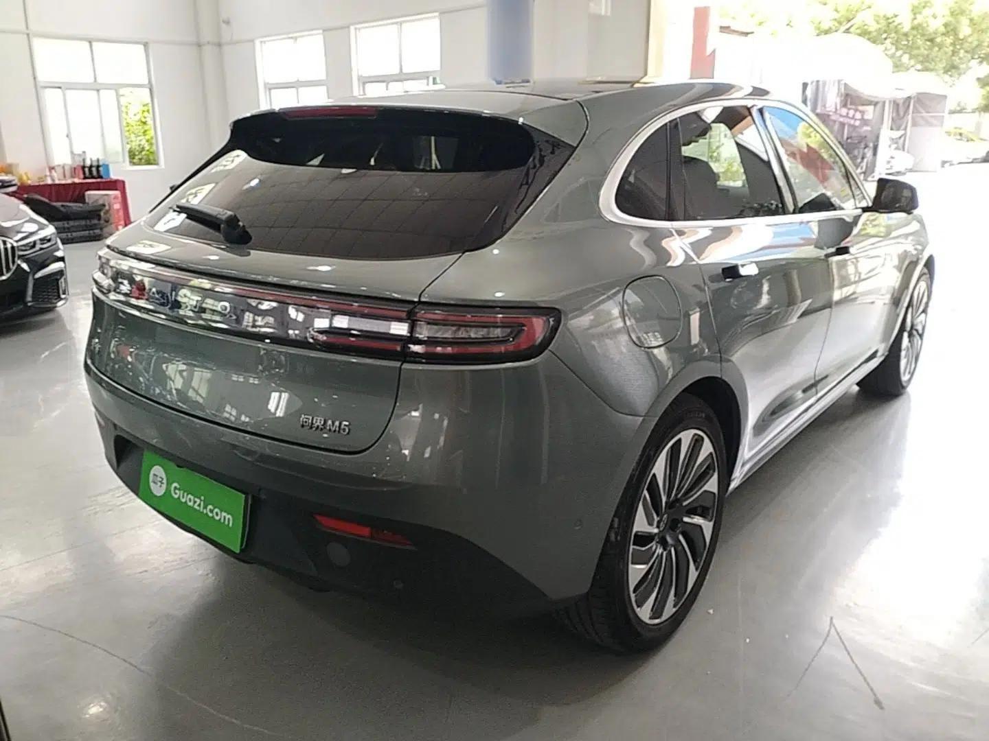 Hima AITO M5 2022 Extended-Range Four-Wheel Drive Ultimate Edition — миниатюра 6