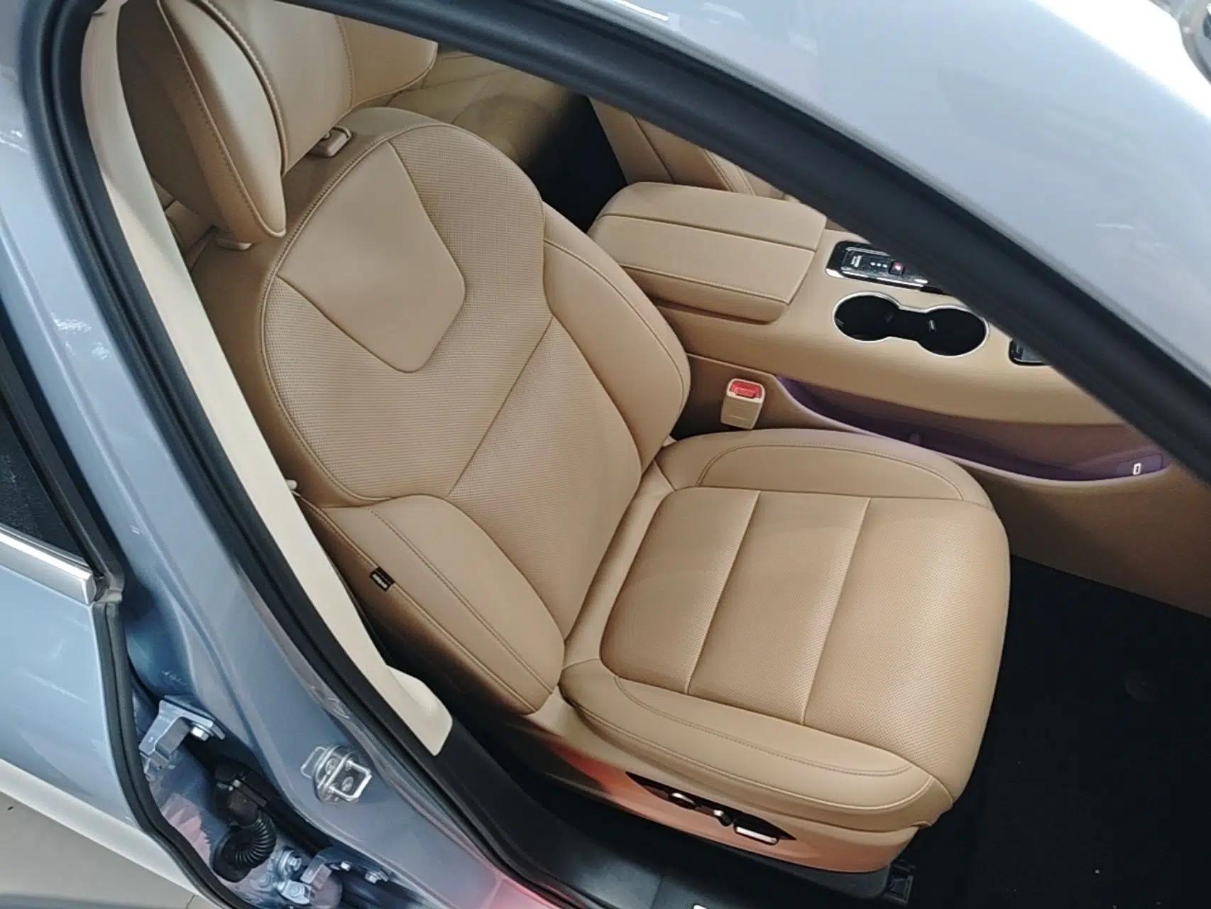 Hima AITO M5 2023 All-Electric Rear-Drive Standard Edition — миниатюра 24