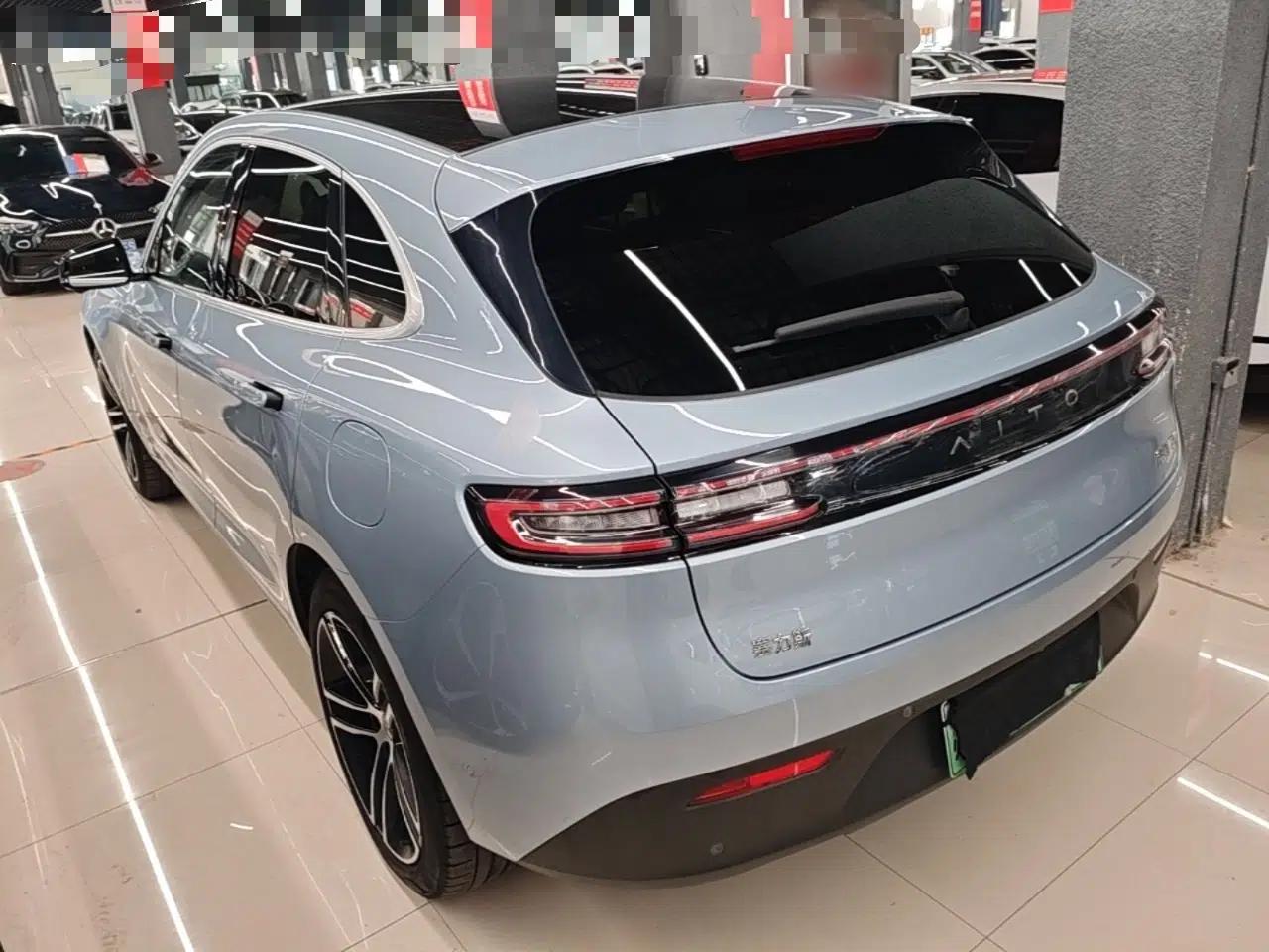 Hima AITO M5 2023 All-Electric Rear-Drive Standard Edition — миниатюра 4