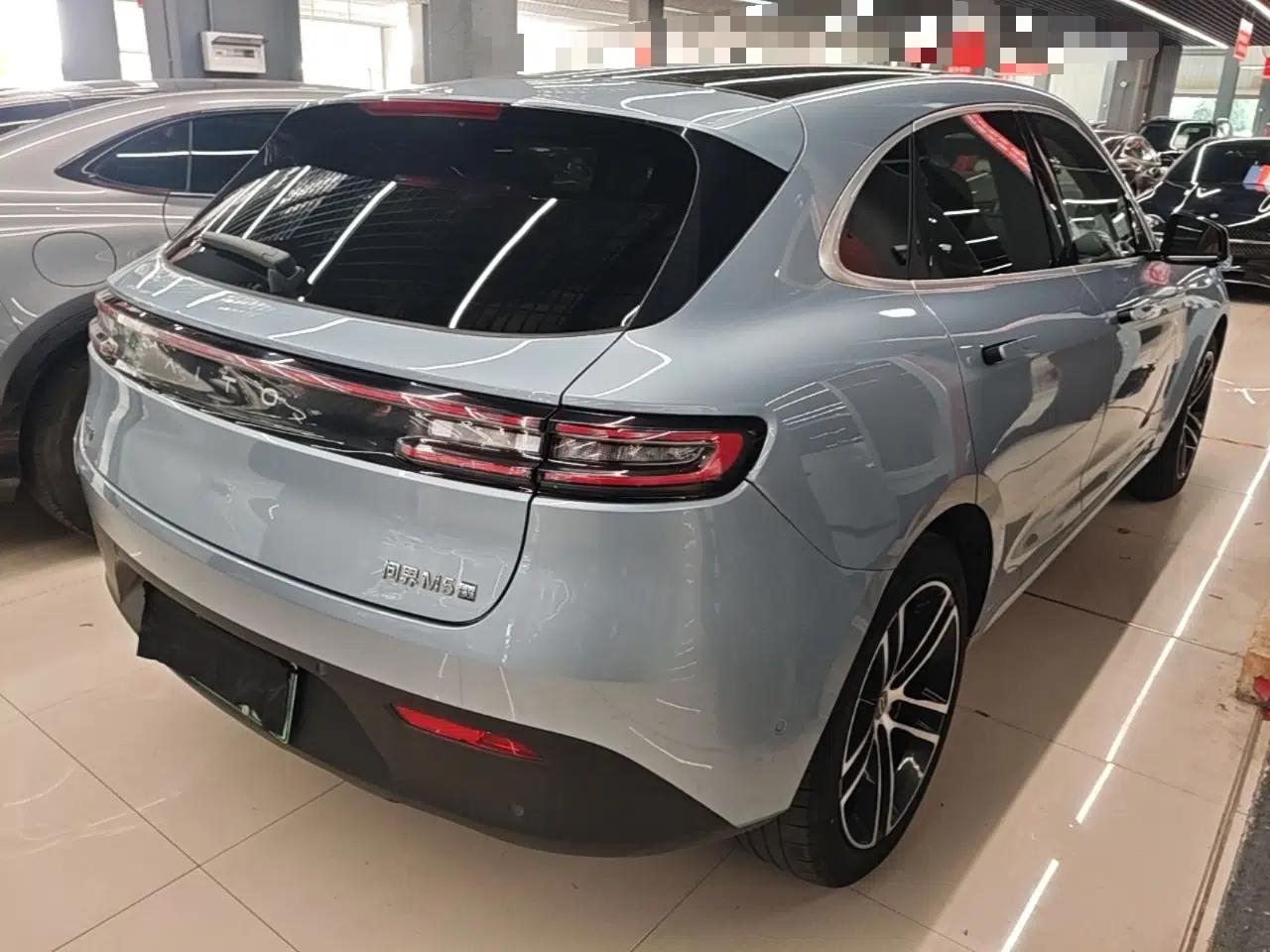 Hima AITO M5 2023 All-Electric Rear-Drive Standard Edition — миниатюра 6
