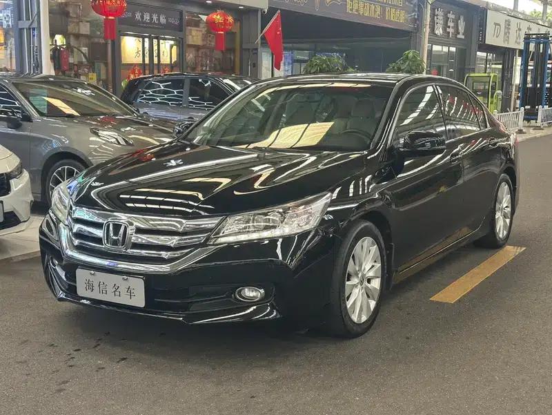 2014 Honda Accord 2.4L EXN Luxury Navigation Edition — миниатюра 1