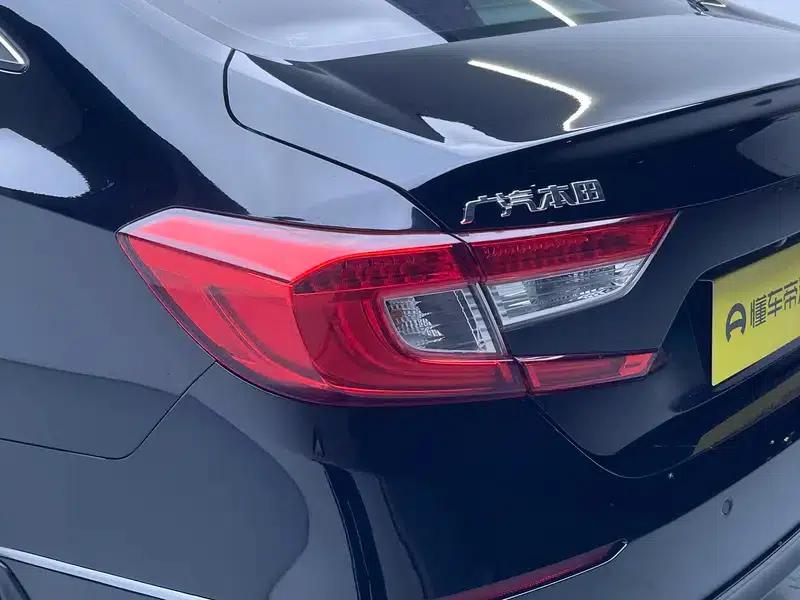 2018 Honda Accord 260TURBO Luxury Edition (China VI Emission Standard) — миниатюра 13