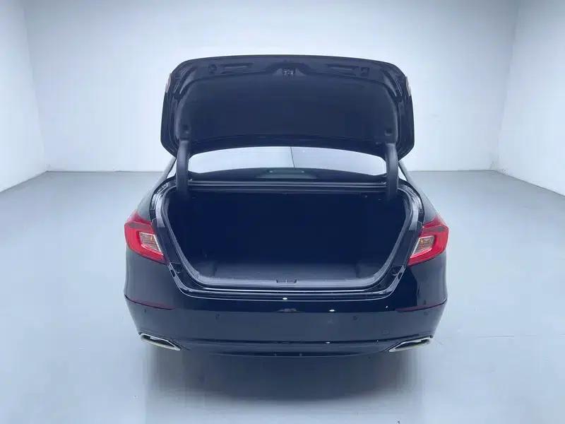 2018 Honda Accord 260TURBO Luxury Edition (China VI Emission Standard) — миниатюра 20